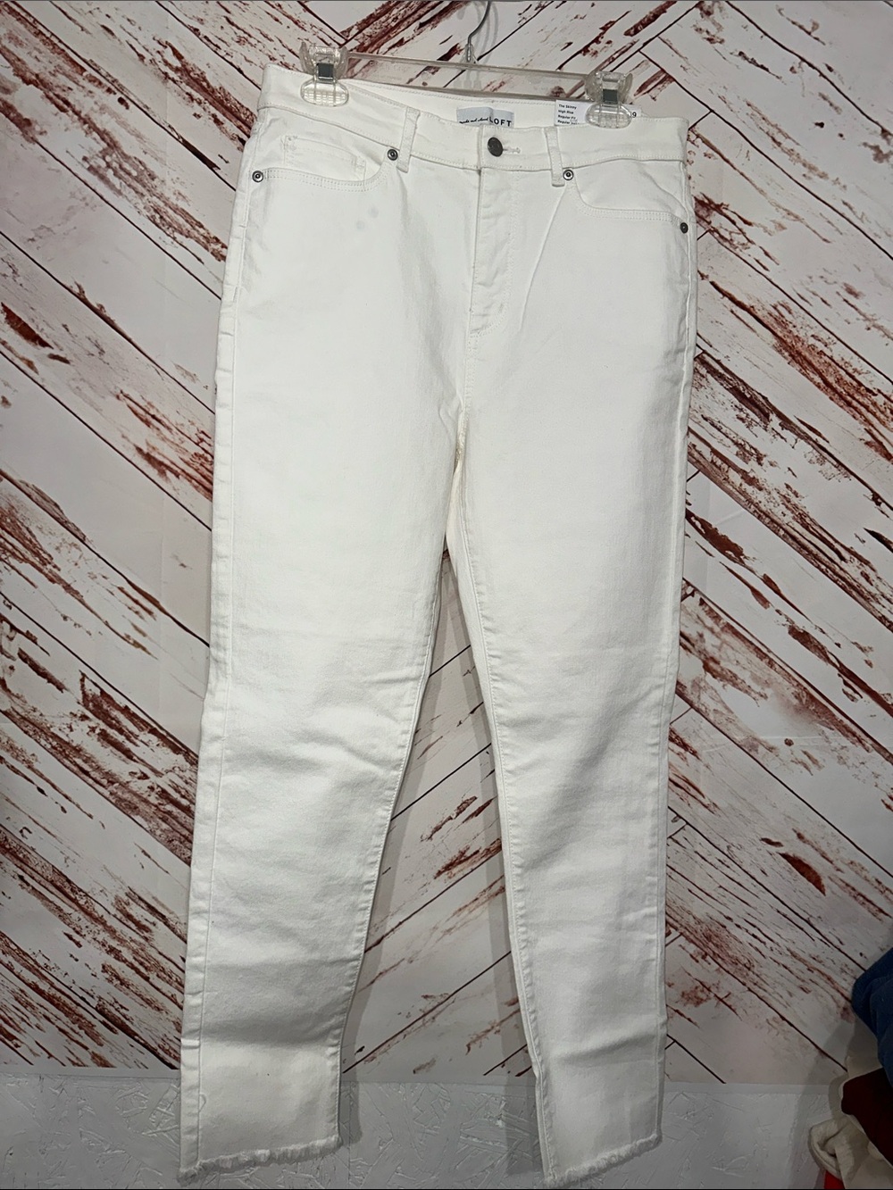 NWT LOFT White Skinny Jeans